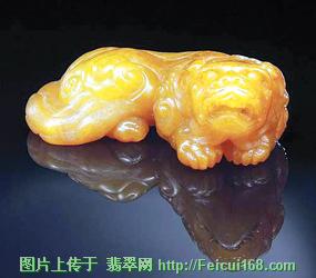 翡翠，翡翠玩件，翡翠三仙精品摆件，白玉，和田玉，玉器，田黄石，古玉，清乾隆白玉鹤鹿同春笔筒，爱玉、敬玉、颂玉、咏玉