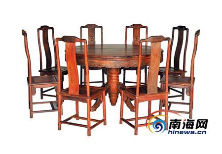 海南花梨木工艺品备受国内外。