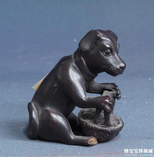 红酸枝狗提篮挂件。