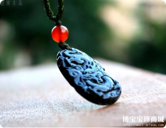 黑曜石水晶吊坠龙牌~天然保证HYS92001（图片来源：博宝宝珍商城）
