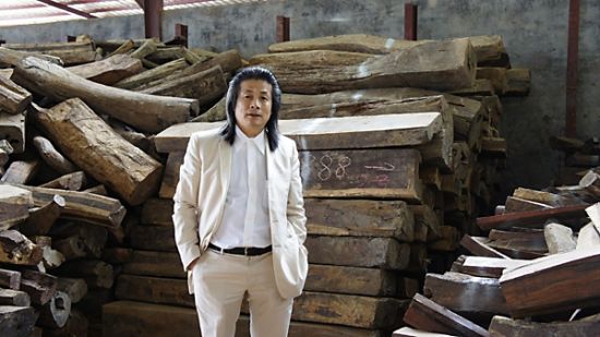 中国传统家具专业委员会执行主席伍炳亮