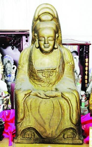 古石像观世音。李鸿生 张建波 摄
