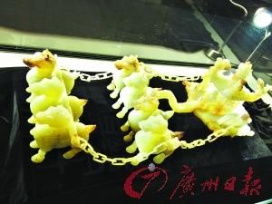 汉代玉马车。