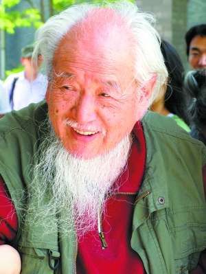 图为侯一民