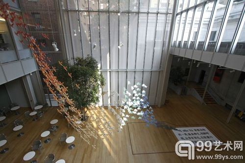 《鸟飞了》