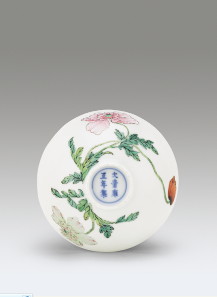 粉润剔透的粉彩瓷