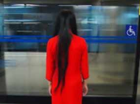北京地铁里的妙龄女鬼