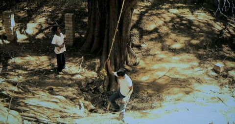 埃德盖多? 阿拉贡(Edgardo Aragón)“， 家庭效应”(Family Effects)， 2007-09， HD 录像，25 分35 秒