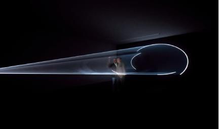 安东尼?麦考尔的光影艺术