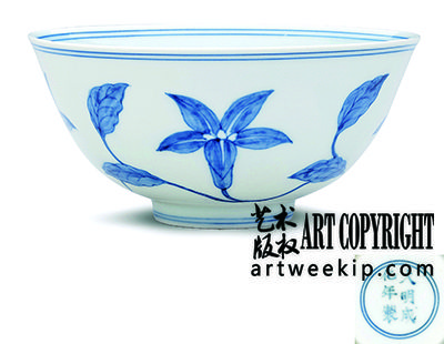 明成化 青花缠枝秋葵纹宫?RMB 111，438，360香港苏富比2013-10-08