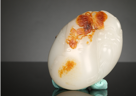 名称：羊脂玉庄周梦蝶 作者：张克山 规格：8.0×5.9×4.2cm 260g