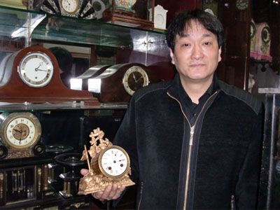 金叶尔的钟表收藏。