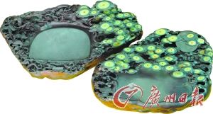 端砚作品《霸王试剑》。
