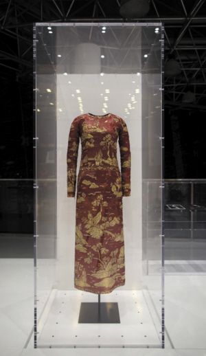 香奈儿设计的带有中国元素的华服。