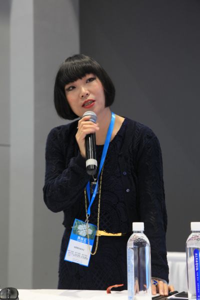 杨青青