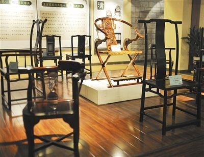 2014年下半年红木家具市场比较平淡。新京报记者 王远征 摄