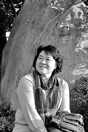 深圳本土女画家王永苗