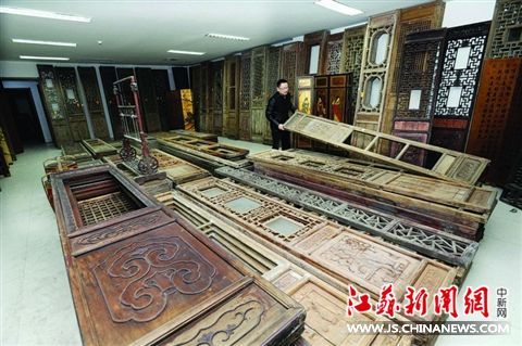蔡晓岚展示花窗 姚永强 