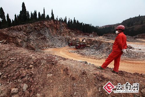 筇竹寺附近的采石场 付兴华 摄