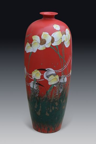 《映日荷花》