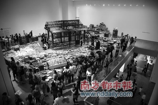 《物尽其用》在纽约现代美术馆，2009年。