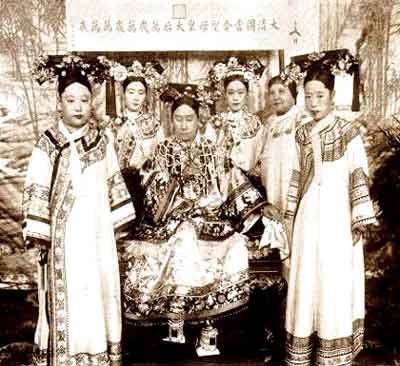 清代宫廷照