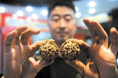 种核桃三年已换房和车