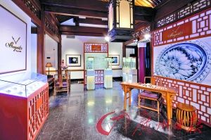 宝玑那不勒斯皇后系列腕表展