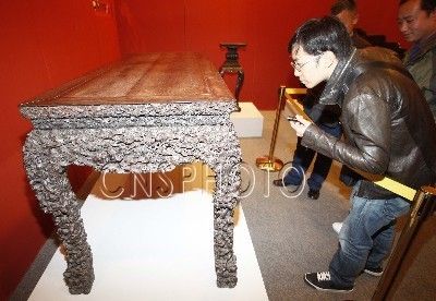 北京颐和园同款的紫檀龙纹御案