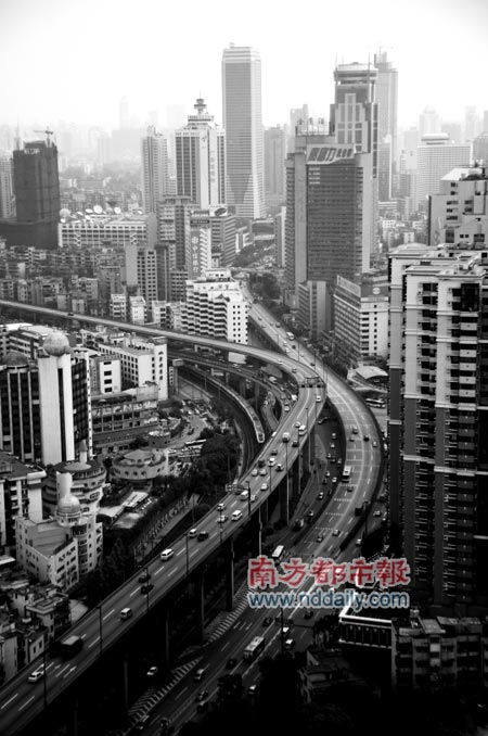 2008年的环市路。叶健强 供图
