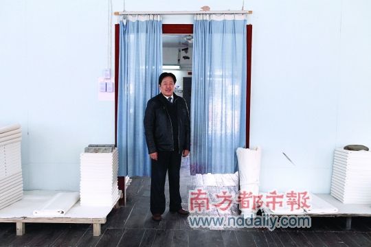 到明年，宣纸制作技艺代表性传承人邢春荣已从业40年。