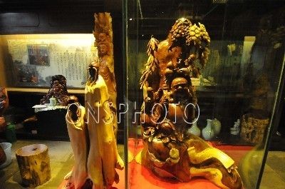 青瓷庭院展品