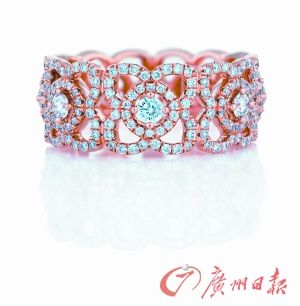 戴比尔斯密镶钻石