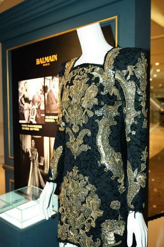 巴尔曼品牌回顾展