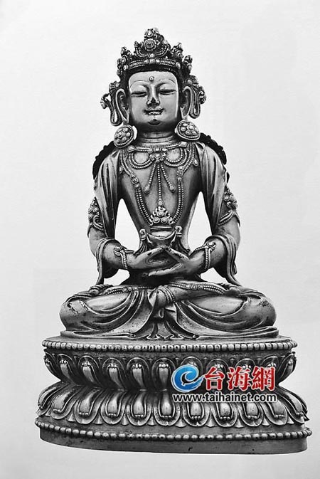 某美术馆斥资10亿购买二十多尊明代宫廷金铜佛像。