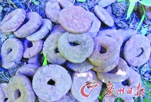 “甜甜圈”式样的叠烧垫圈。