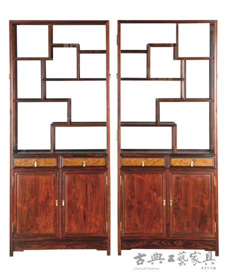 红酸枝博古架（成对），RMB 50，000-80，000