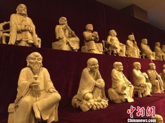 图为部分罗汉。　谢盼盼　摄