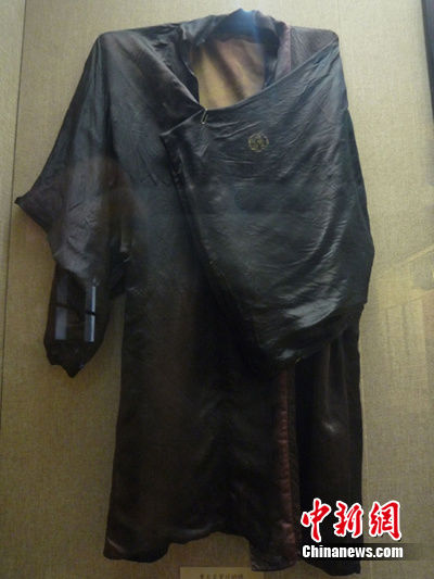 章太炎生前穿过的“汉字”和服