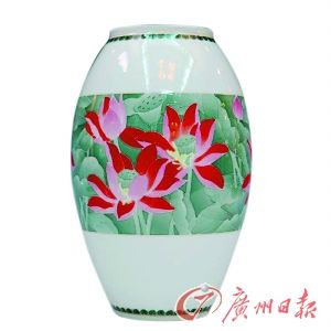瓷器