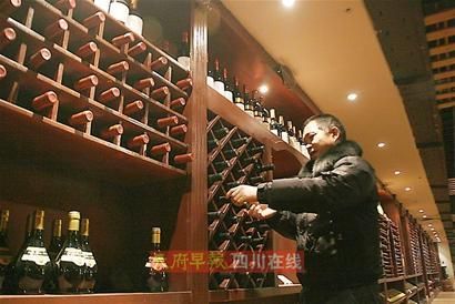 拉菲止跌 成都藏酒客大增两成