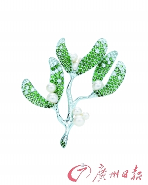 蒂芙尼胸针1