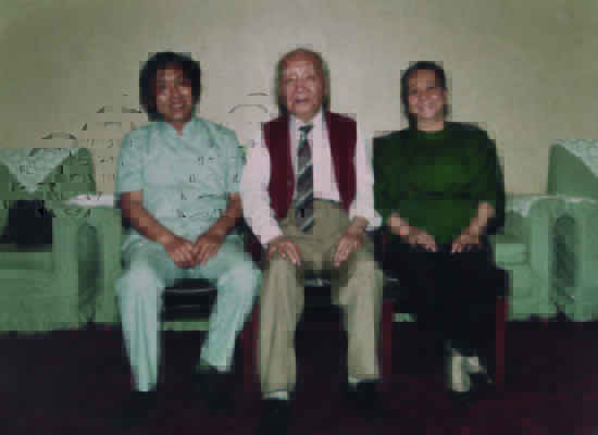 89年北京与刘海粟夫妇留影