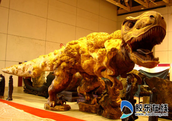 千年楠木“霸王龙”售价1800万