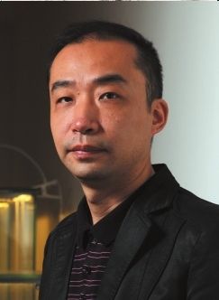 鉴赏人：杜平（资深玉器鉴藏家）