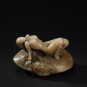 林飞 《蚌女摆件》 善伯洞石 9.3×15.8×10.6cm  