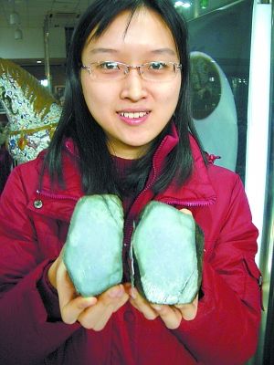 现场切开的赌石