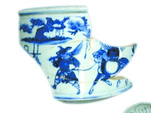 青花瓷残片