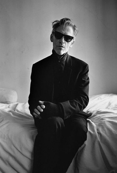 美国摄影大师大卫? 阿姆斯特朗曾引领了“波士顿流派”，并影响了 2000 年后的时尚摄影