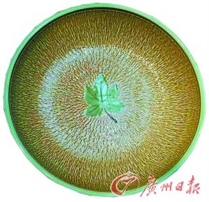 跳刀纹盘《秋》。